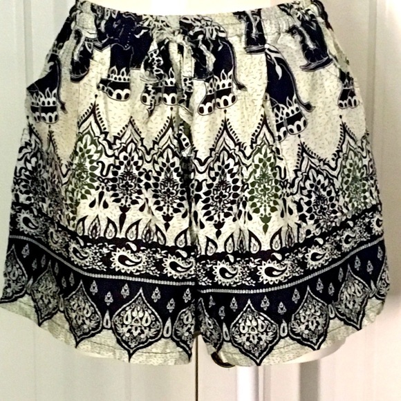 Boho elephant paisley rayon high waisted shorts - LAST PAIR! NIB - Picture 3 of 7